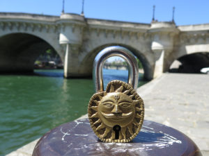 Le cleateur Paris quai de Seine